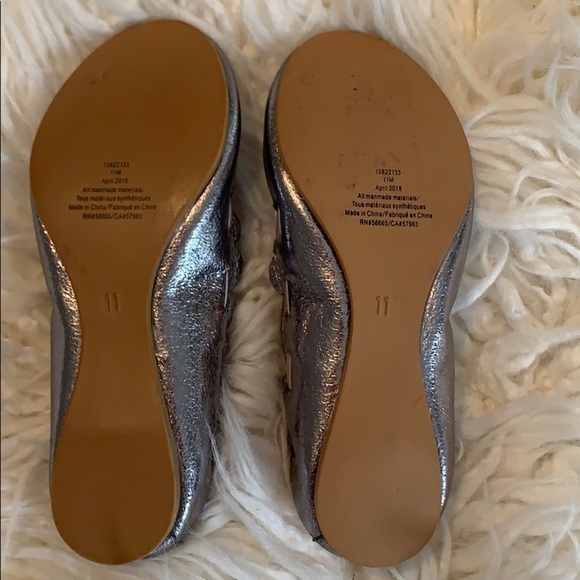 Tucker + Tate Scallop Edge Ballet Slippers - Picture 2 of 6